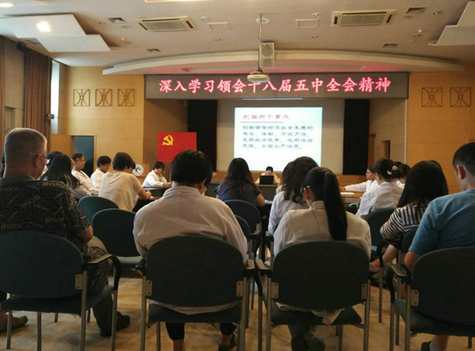 把握两个重点_1.jpg 把握两个重点_1.jpg