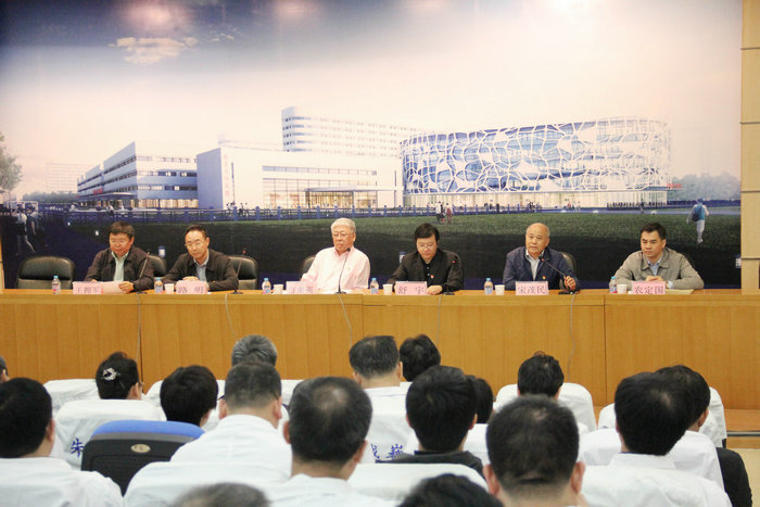 453113744.jpg 453113744.jpg