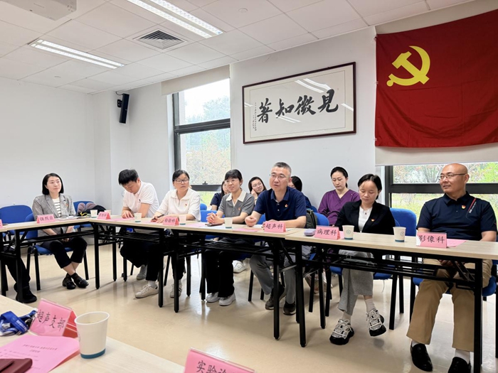 图片4.jpg 图片4.jpg